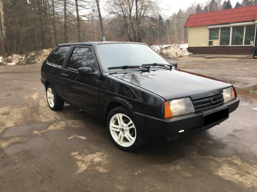 ВАЗ 2108 черная