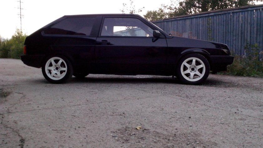 ВАЗ 2108 черная пантера