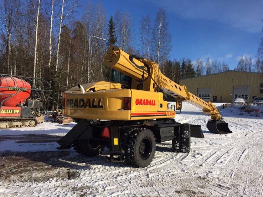 Gradall XL 3300