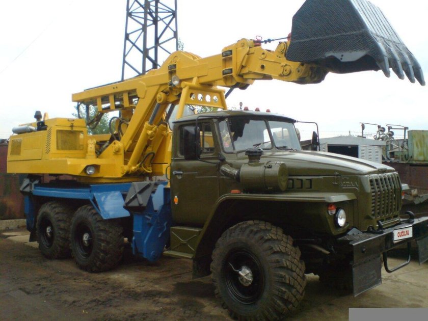 Урал 4320 экскаватор планировщик