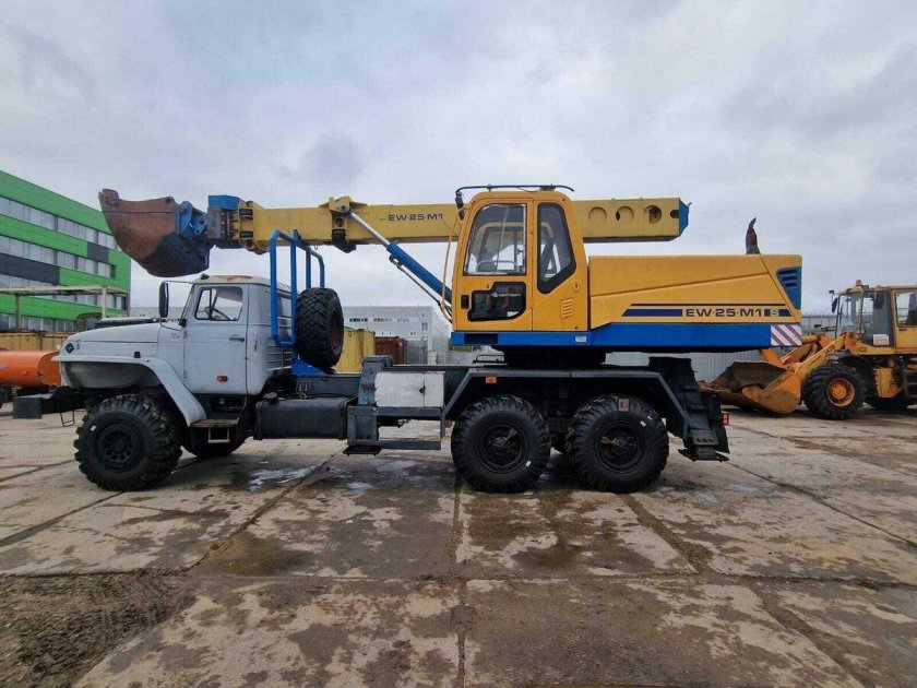 Урал экскаватор