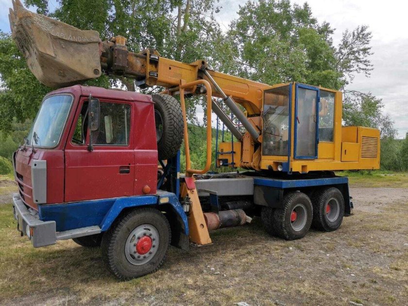 Татра экскаватор УДС-114