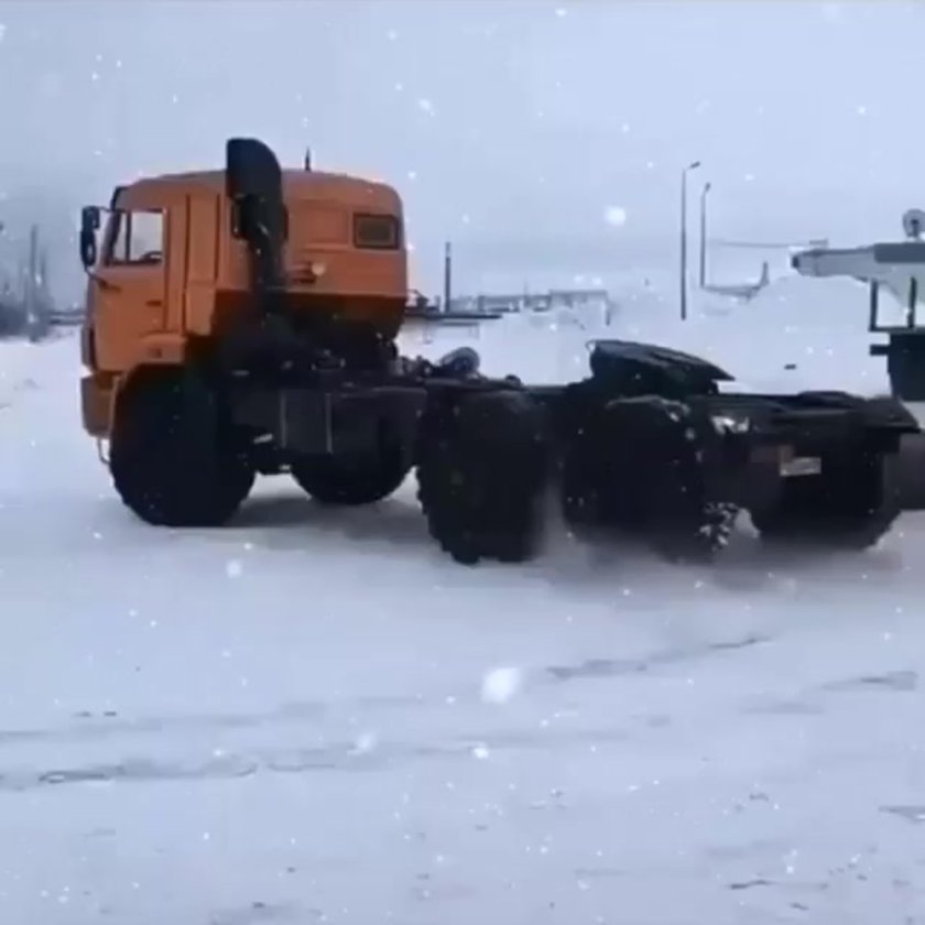 Дрифт на КАМАЗЕ