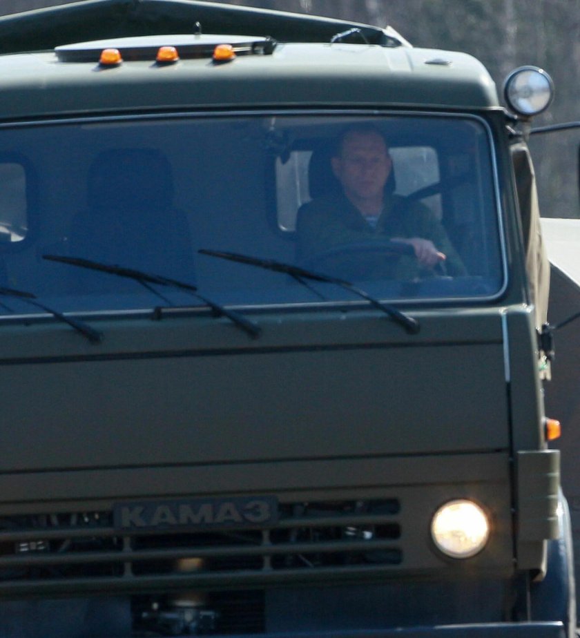 Военный водитель