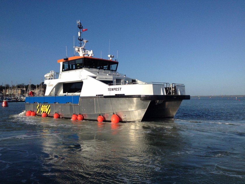 Crew transfer vessel