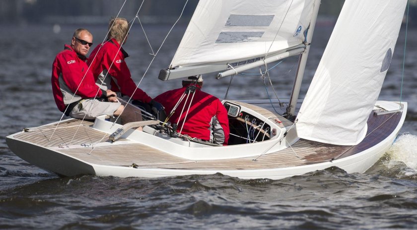 Швертбот дракон