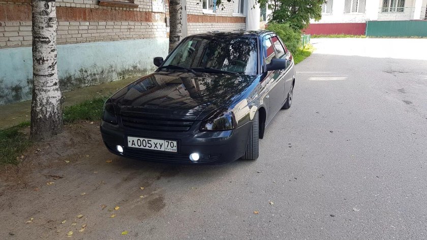 Приора седан тонированная Персей