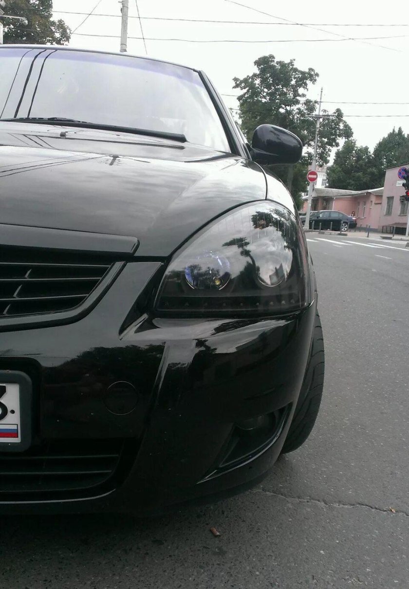 Черные фары Приора 2