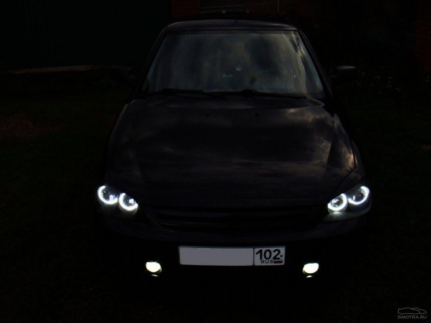 Приора 2 ангельские глазки