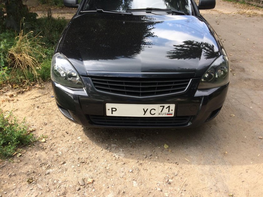 Приора Блэк эдишн с черными фарами