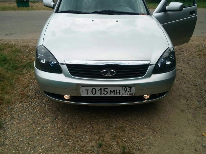 Черные маски фар Приора