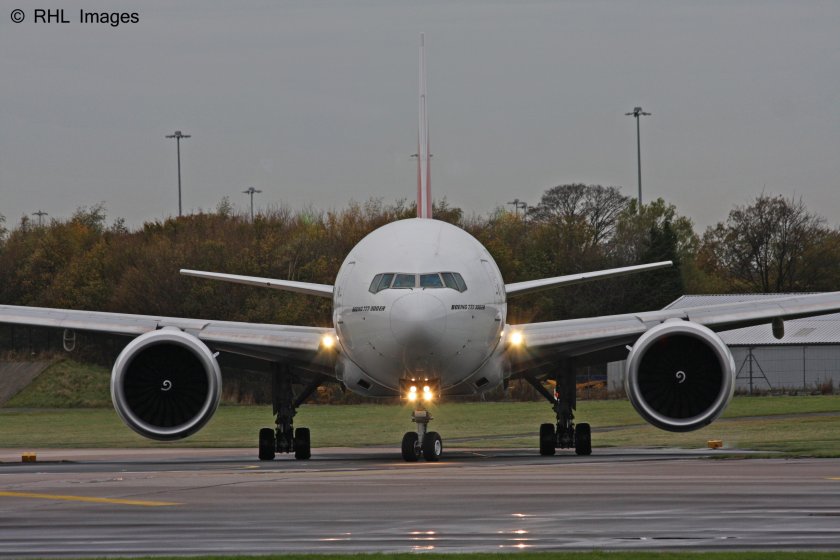 Обои HD Boeing 777 300er