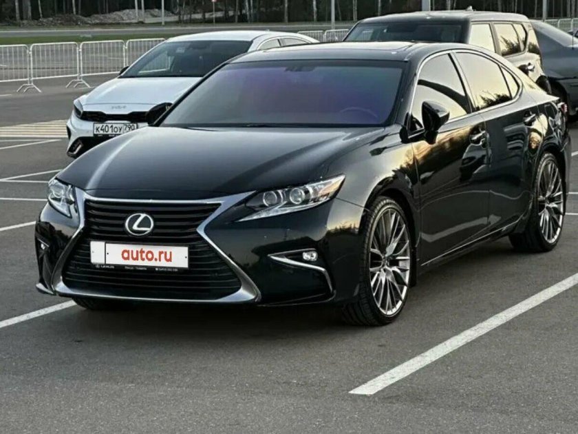 Лексус ес 250 2017