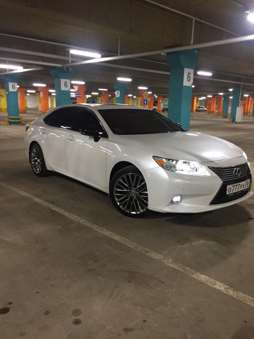 Лексус es 350 r19