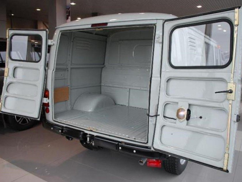 УАЗ 3909 Грузопассажирский фургон