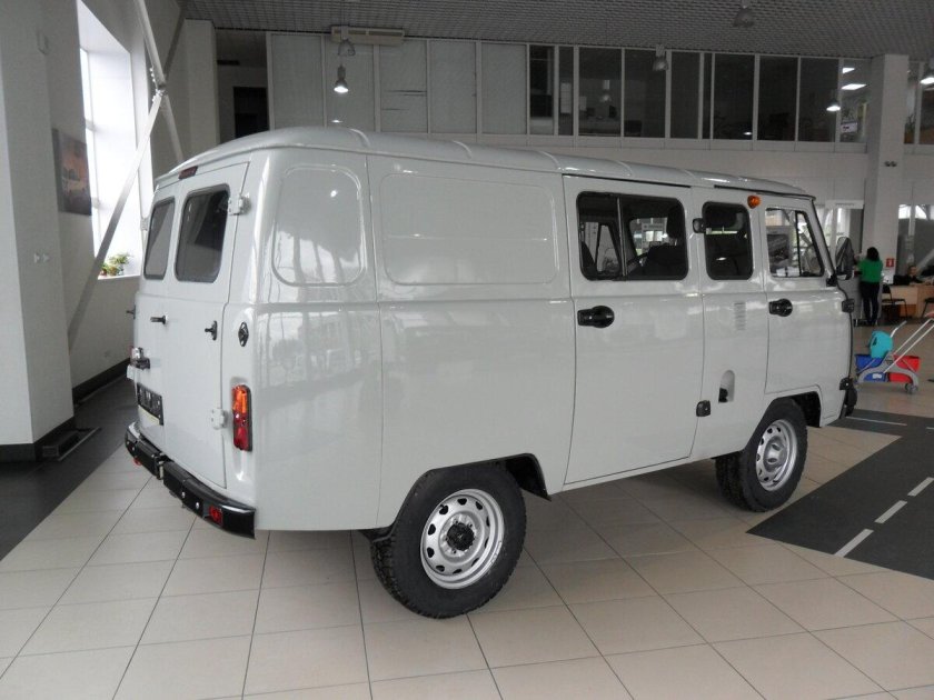 УАЗ-390995 грузовой фургон