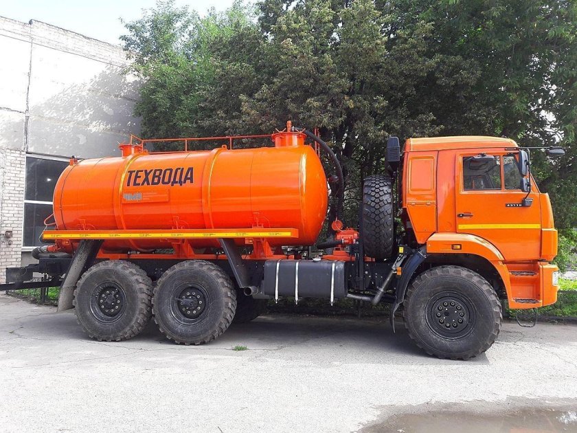 Вакуумная автоцистерна КАМАЗ 43118 МВ-10