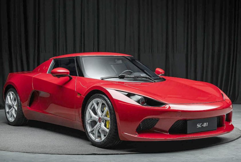 Электрический спортивный автомобиль