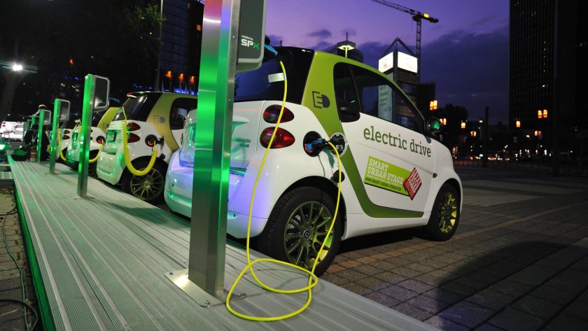 Электромобиль транспорт