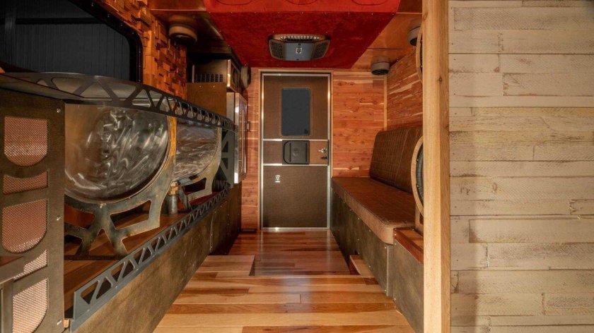 Chevrolet c30 Camper