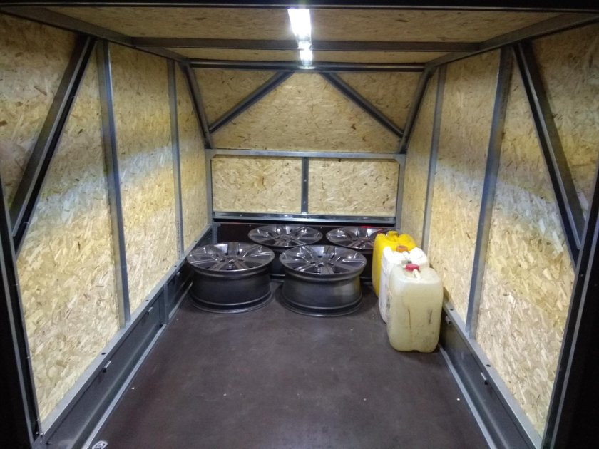 Прицеп ССТ 06