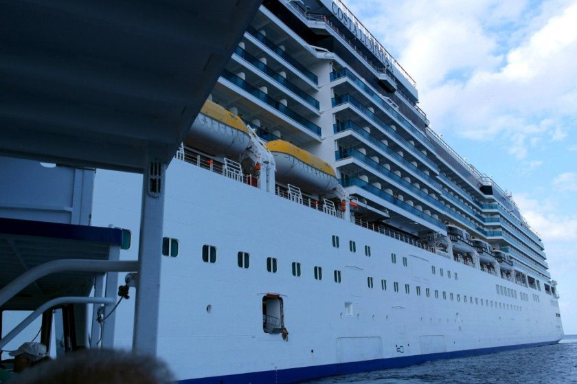 Заброшенный лайнер в Тайланде