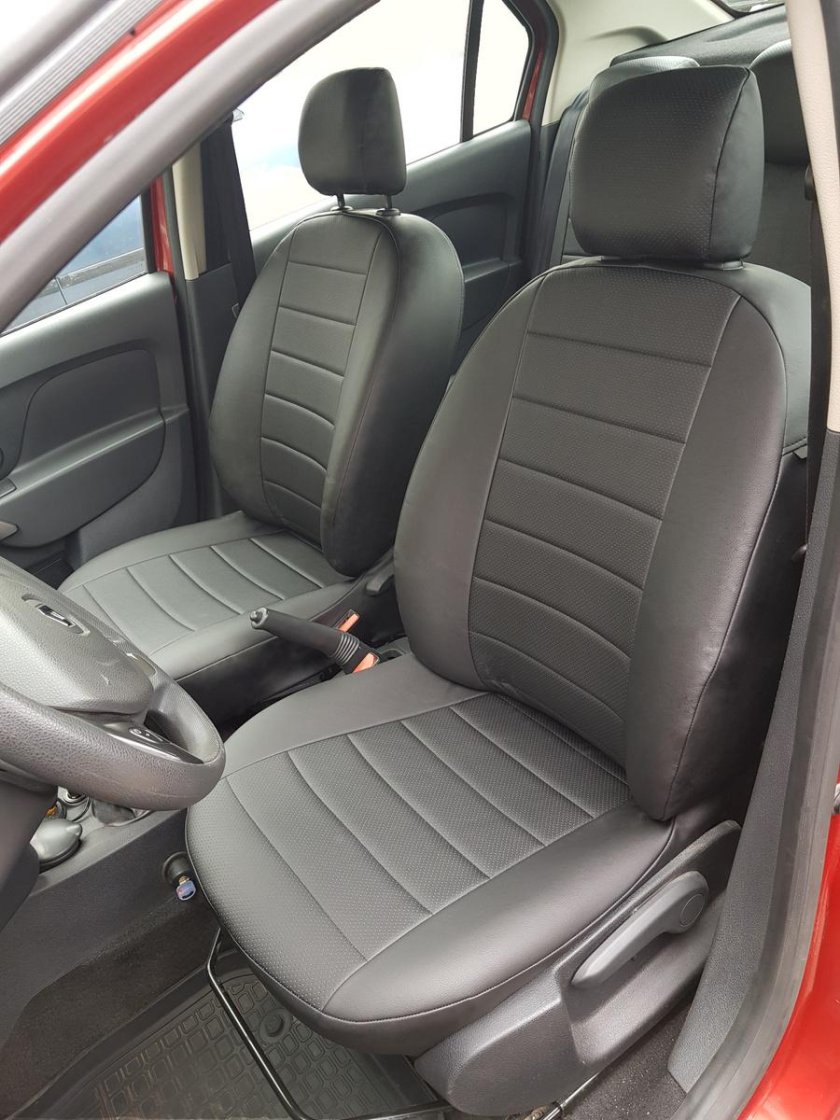 Чехлы на Рено Логан