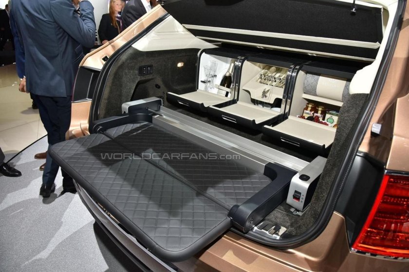 Бентли джип багажник