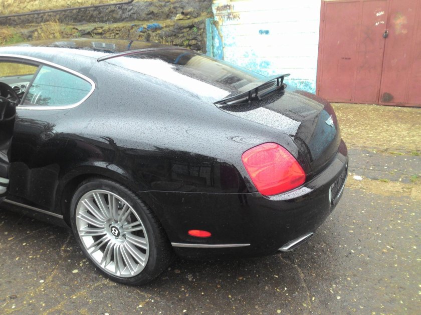 Бентли багажник