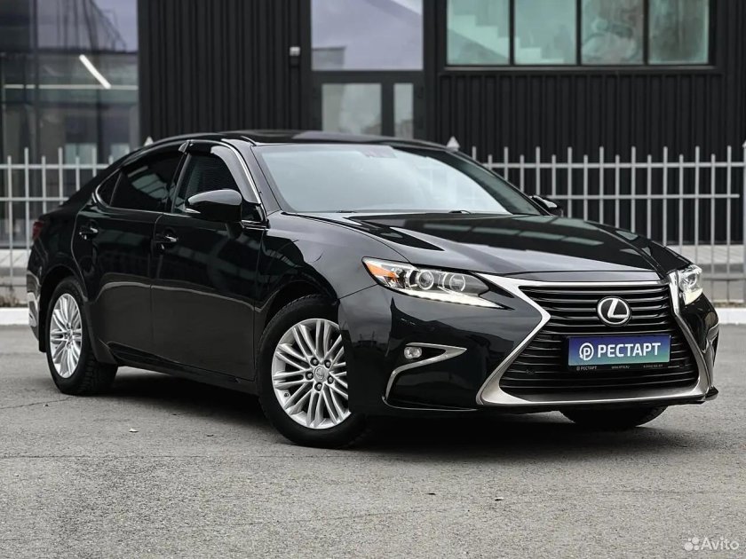 Лексус es 250 2017