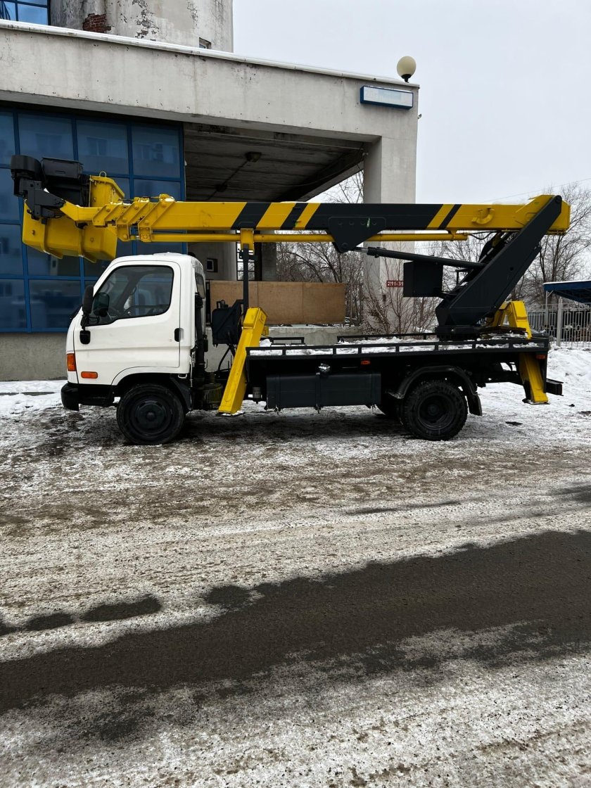 Подъемник Dino 180 XT