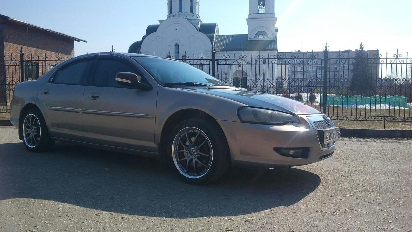 Додж стратус 2.4 2002