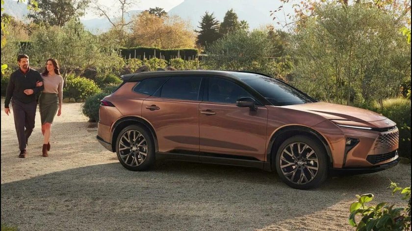 Тойота венза 2025