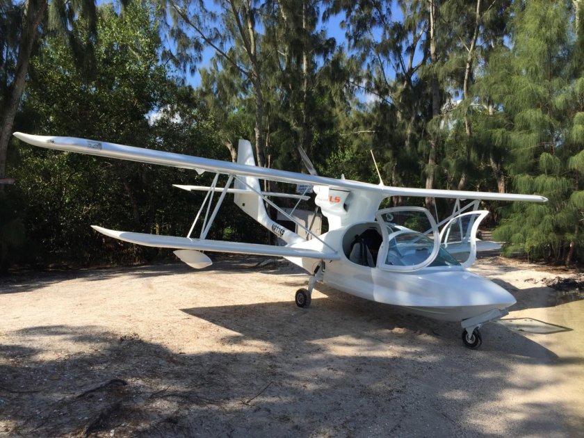 Самолет super Petrel LS