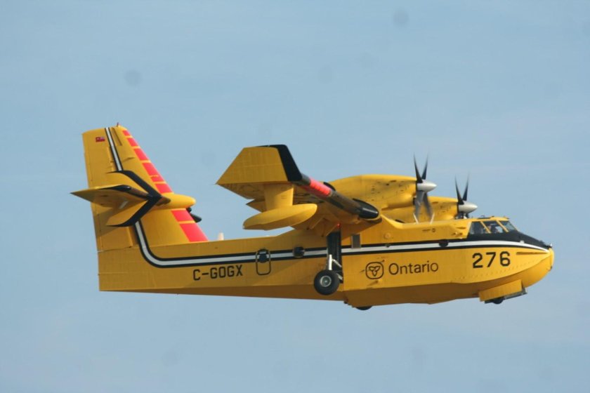 Canadair CL-415