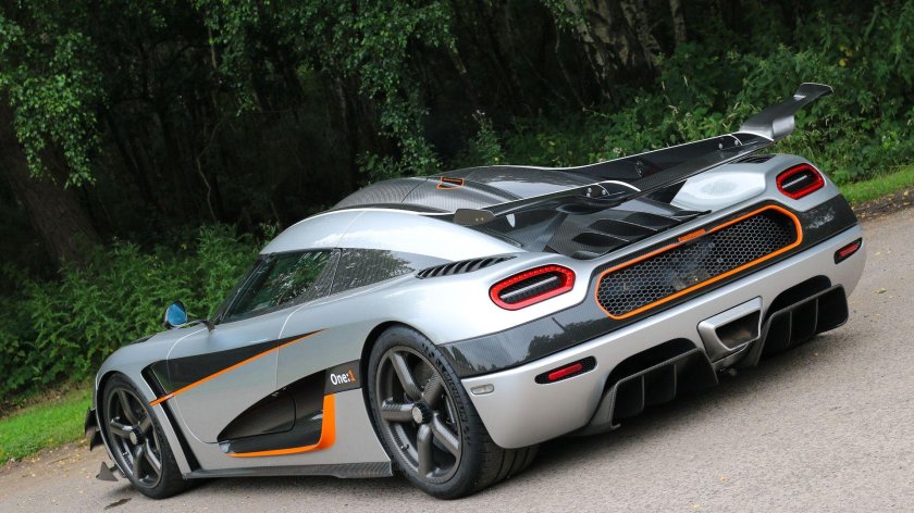 Кенигсегг АГЕРА one 1