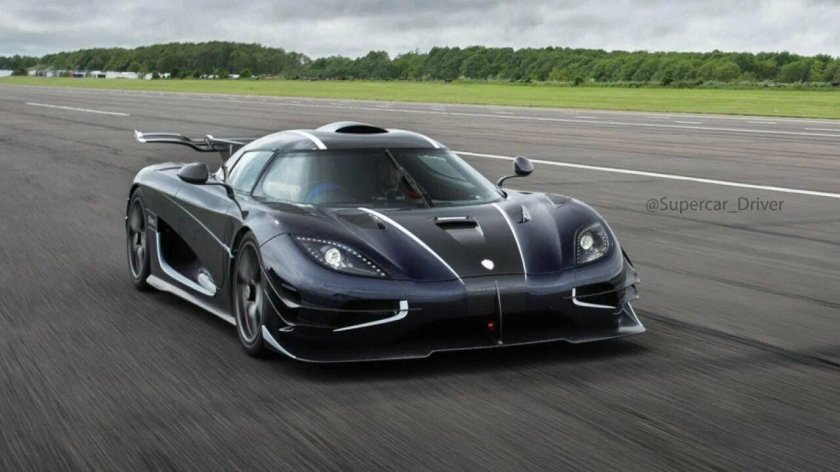 Кенигсегг Agera one 1