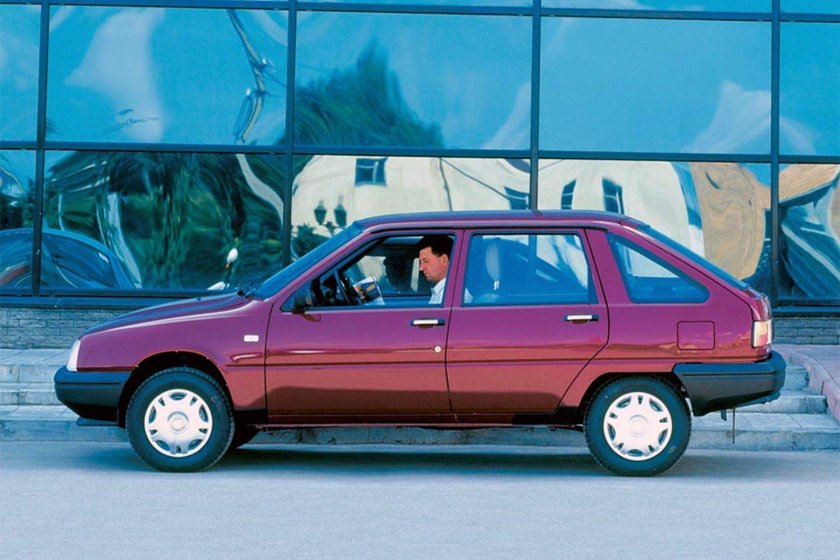 Машина ИЖ 2126 Ода