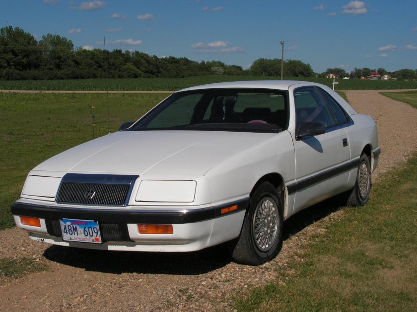 Chrysler le baron 1990