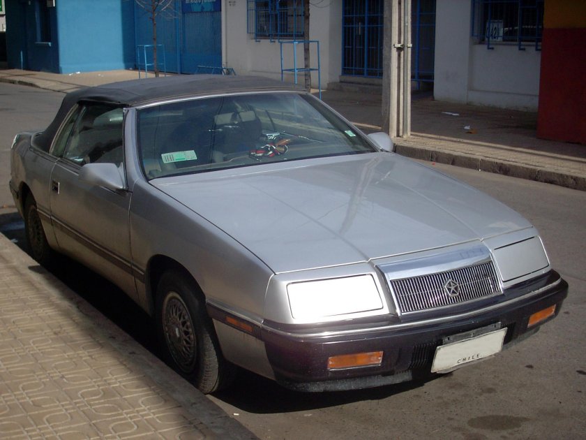 Крайслер Ле Барон 1990