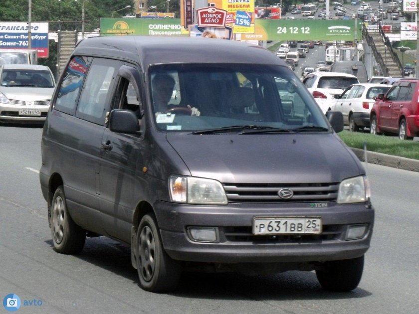 Daihatsu Delta wide