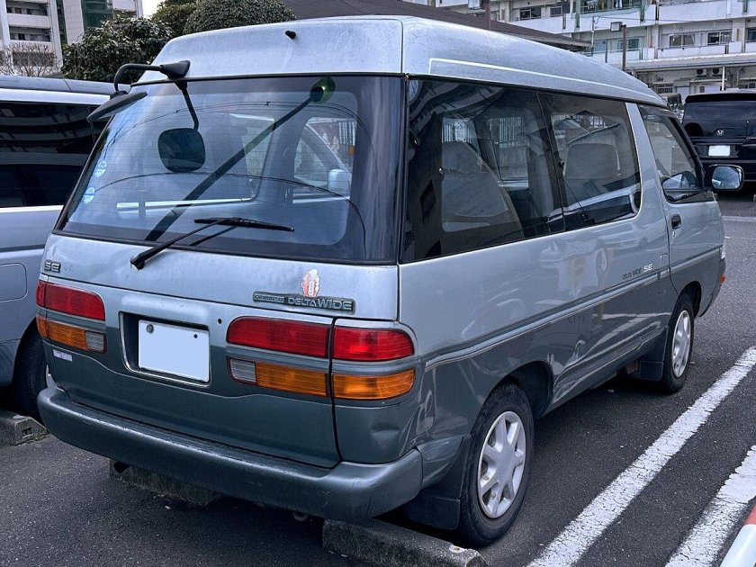 Тойота Hiace super Custom 4 WD