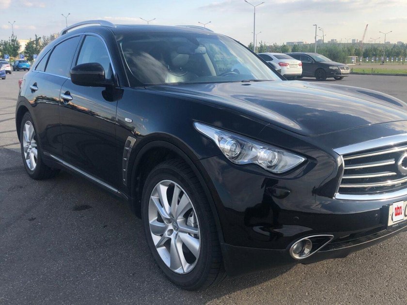 Инфинити fx30d 2012