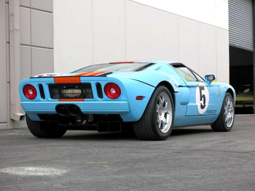 Форд ГТ 40