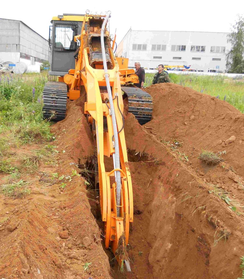 Экскаватор-дреноукладчик ЭТЦ-203