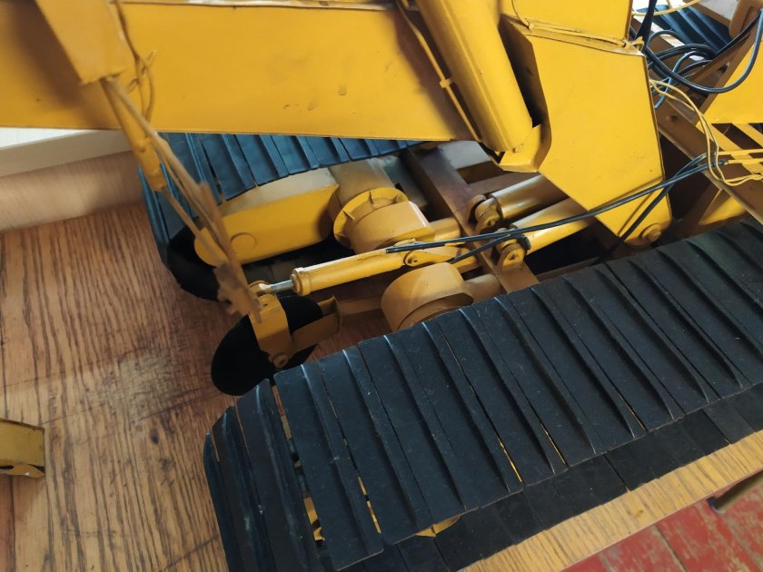 МД 12 трактор