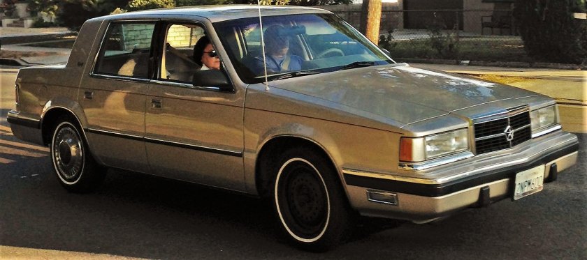 Chrysler Dynasty 1993