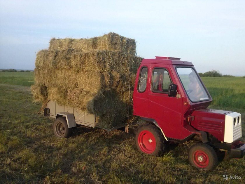 Трактор КМЗ 012 С кабиной