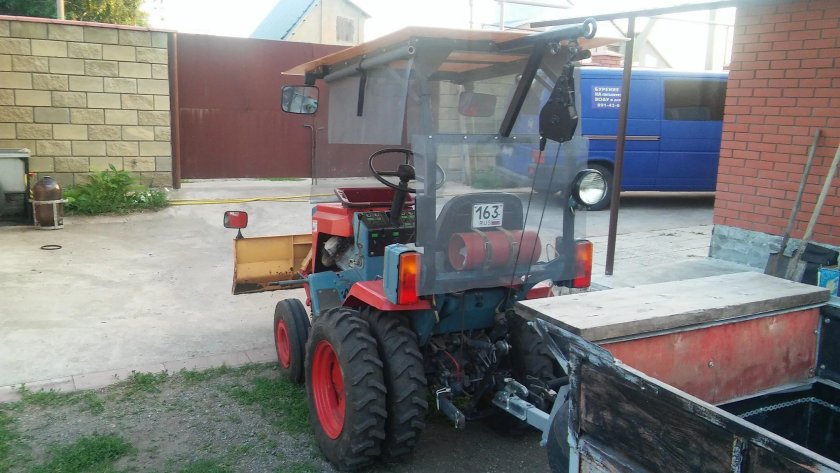 КМЗ 12ч трактор