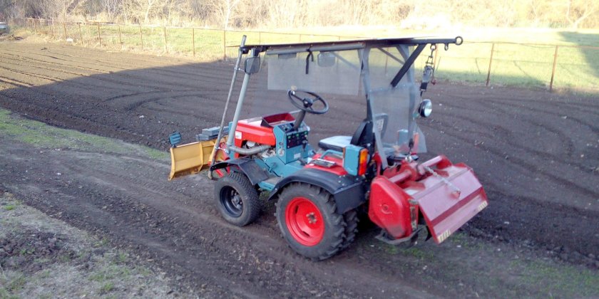 КМЗ-012 навесное оборудование снегоуборщик